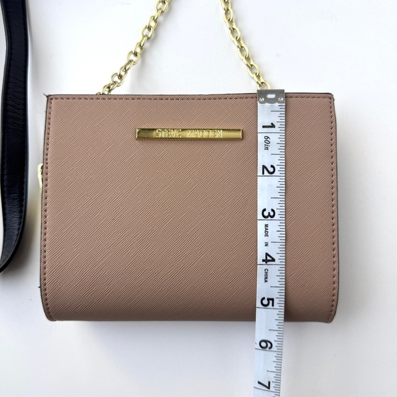 Steve Madden Colorblock Crossbody Clutch - Beige and Black with Gold Hardware - Picture 3 of 9